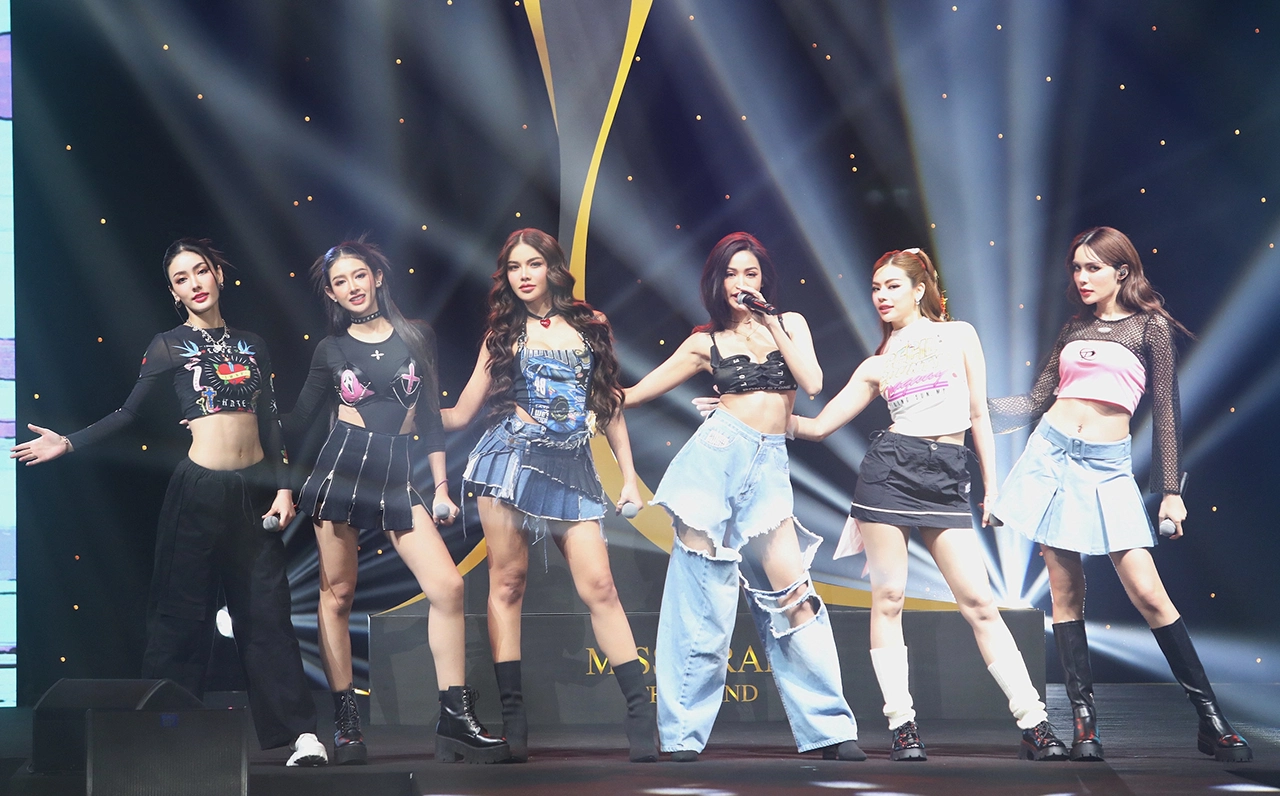 โชว์จาก 3 คู่จิ้น